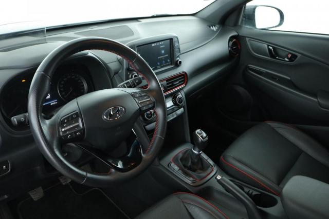 Hyundai Kona image 2