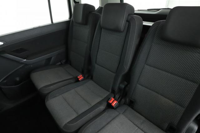 Volkswagen Touran image 8