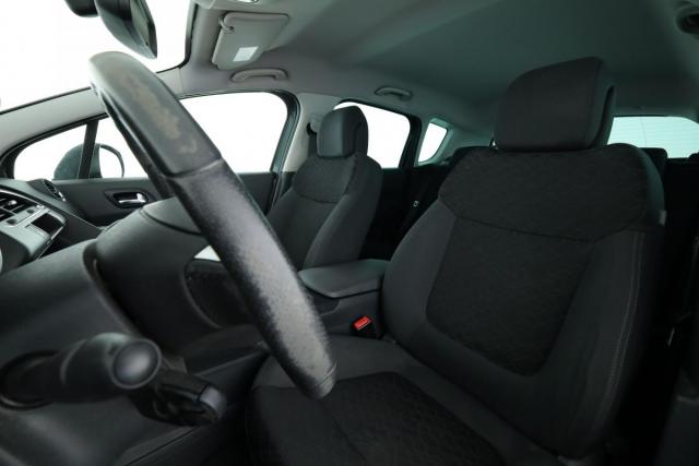 Peugeot 3008 image 3