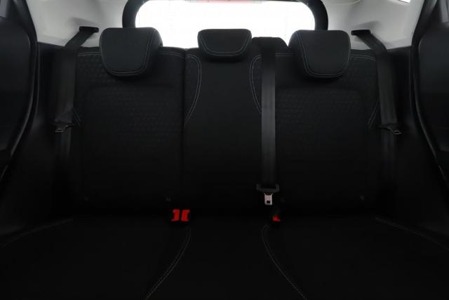 Ford Fiesta image 9
