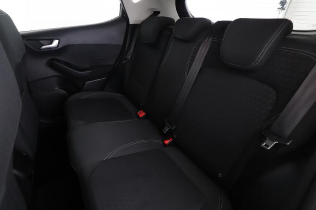 Ford Fiesta image 3