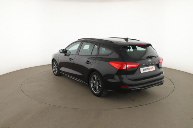 Ford Focus image 2