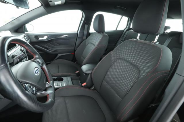 Ford Focus image 1