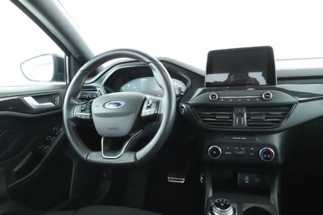 Ford Focus image 5