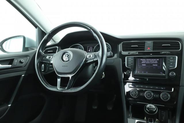 Volkswagen Golf Sw image 6