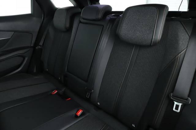 Peugeot 3008 image 6
