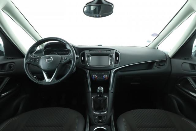 Opel Zafira image 2