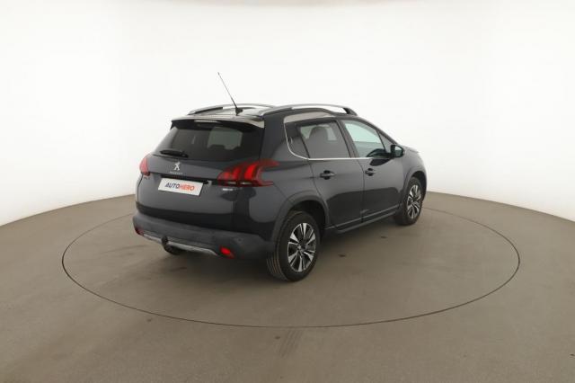 Peugeot 2008 image 6
