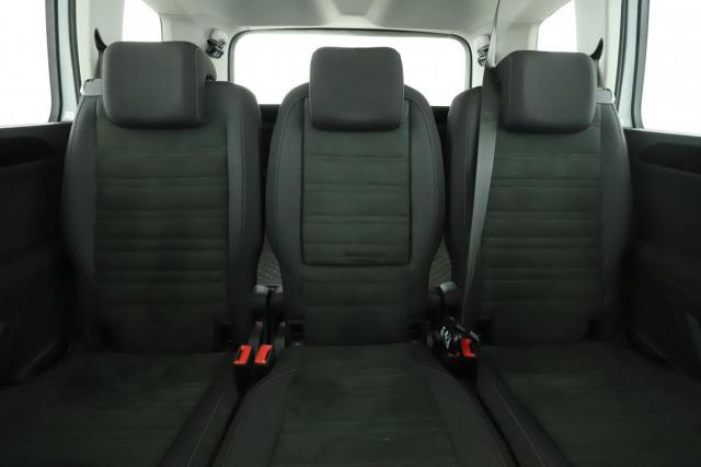 Volkswagen Touran image 9