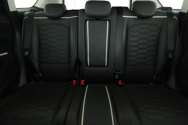 Ford Kuga image 7
