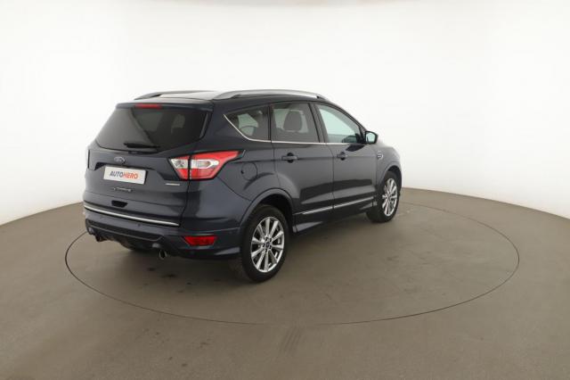 Ford Kuga image 5