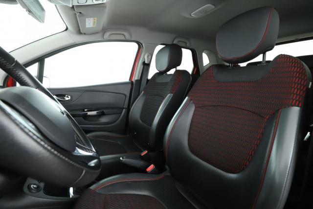 Renault Captur image 6