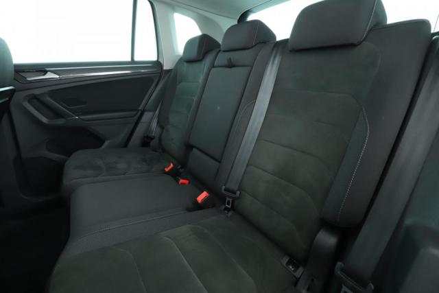 Volkswagen Tiguan image 8