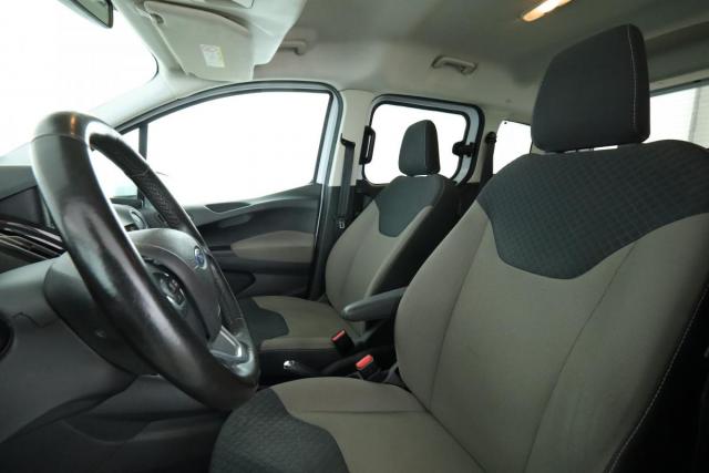 Ford Tourneo image 4