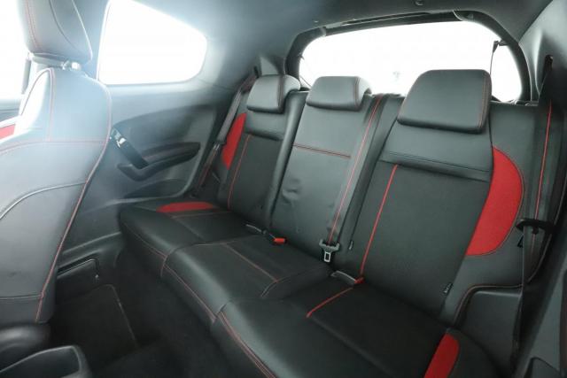 Peugeot 208 image 7