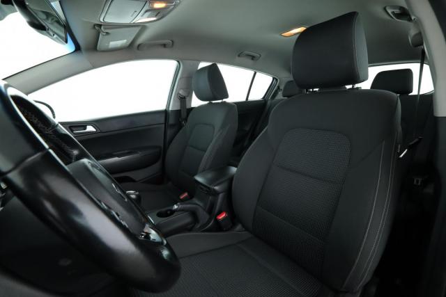 Kia Sportage image 3