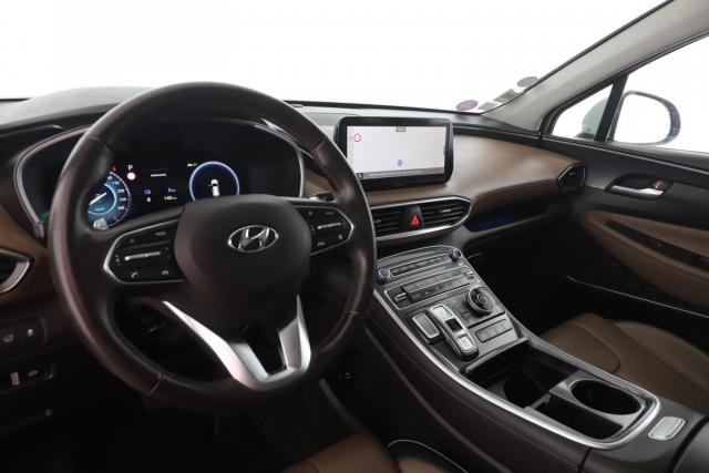 Hyundai Santa Fe image 8
