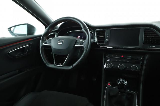 Seat Leon image 9