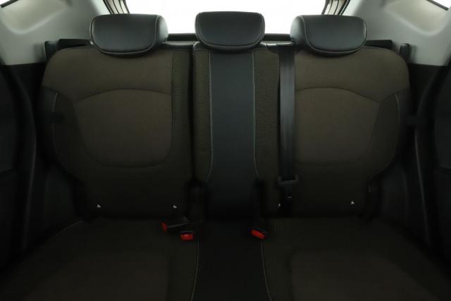 Renault Captur image 2