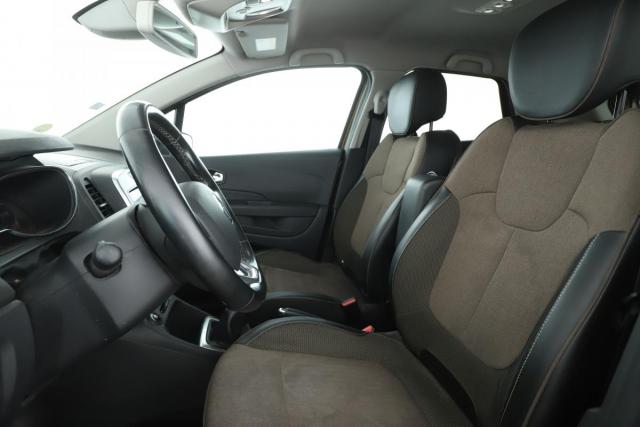 Renault Captur image 8
