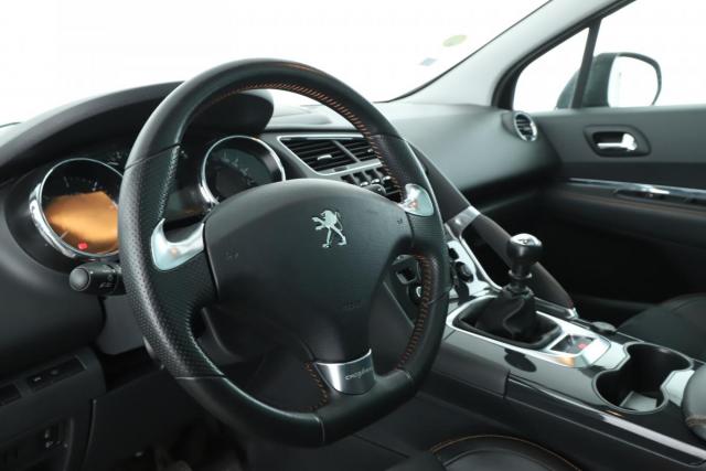 Peugeot 3008 image 2
