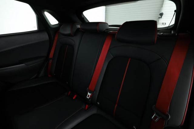 Hyundai Kona image 8