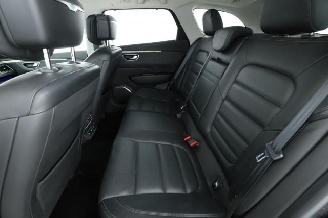 Renault Talisman Estate image 4