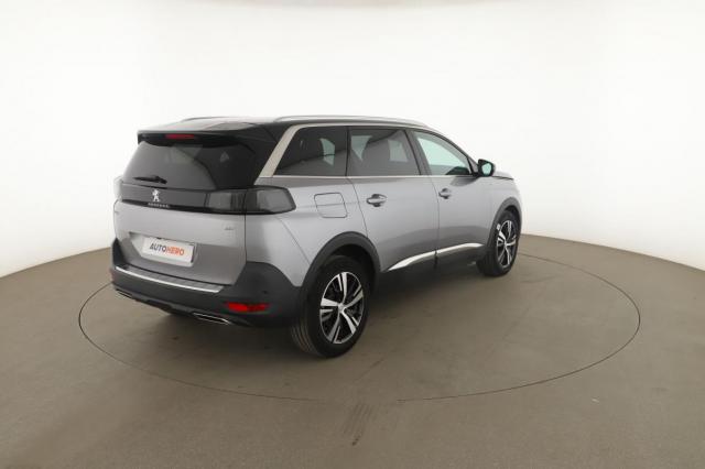 Peugeot 5008 image 3