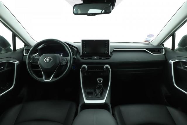 Toyota Rav4 image 2