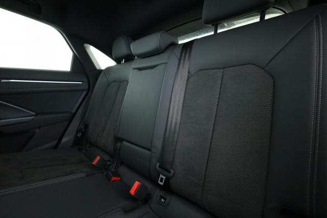 Audi Q3 Sportback image 3