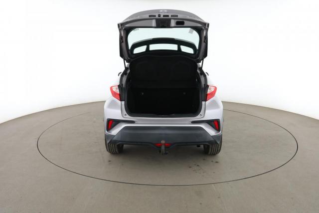 Toyota C-Hr image 7
