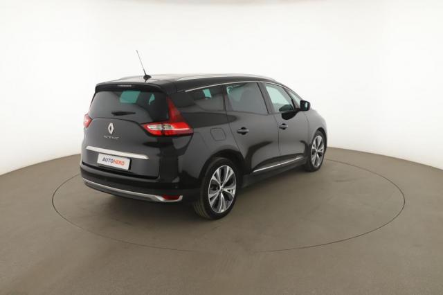 Renault Grand Scénic image 1