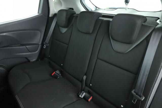 Renault Clio image 9