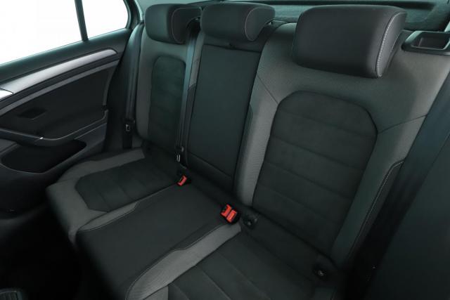 Volkswagen Golf image 7