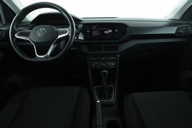 Volkswagen T-Cross image 3