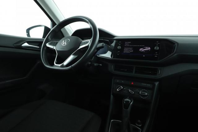 Volkswagen T-Cross image 9