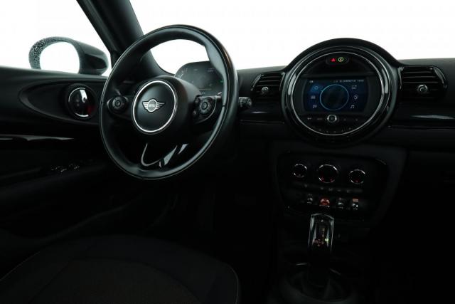 Mini Clubman image 8