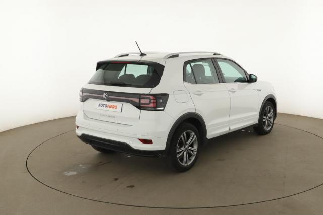 Volkswagen T-Cross image 2