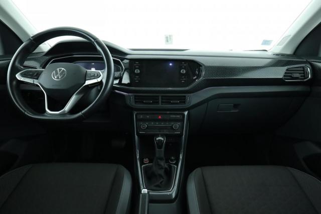 Volkswagen T-Cross image 3