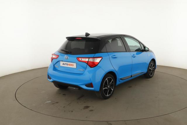 Toyota Yaris image 2