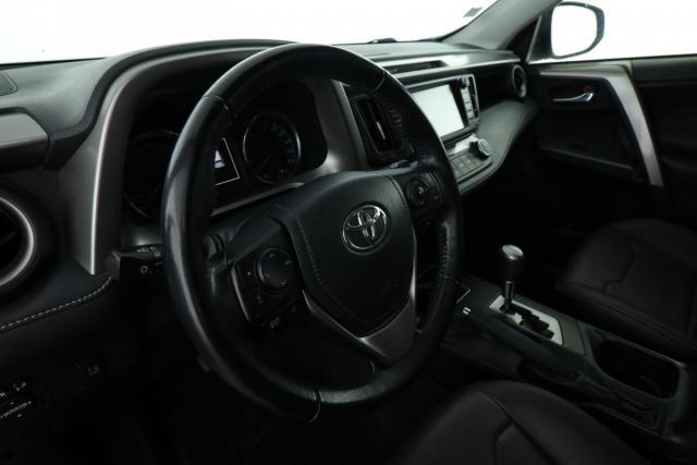 Toyota Rav4 image 4