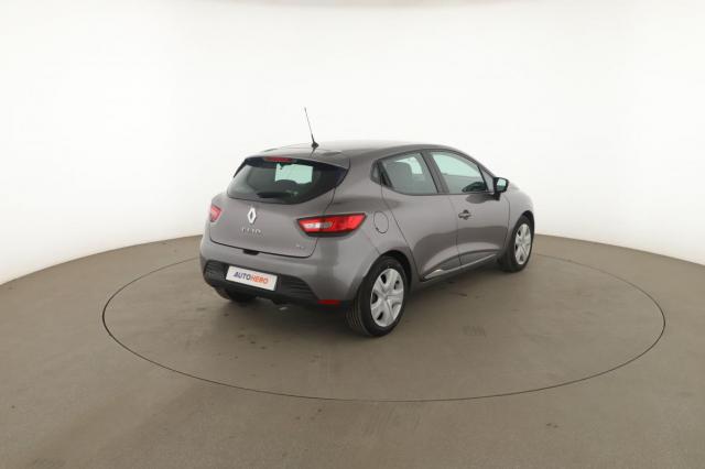 Renault Clio image 8