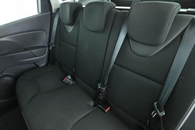 Renault Clio Estate image 5