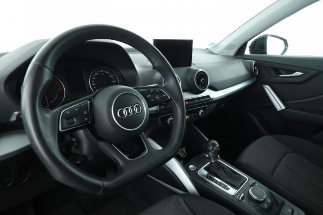 Audi Q2 image 8