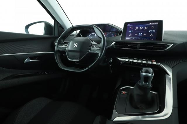 Peugeot 3008 image 1