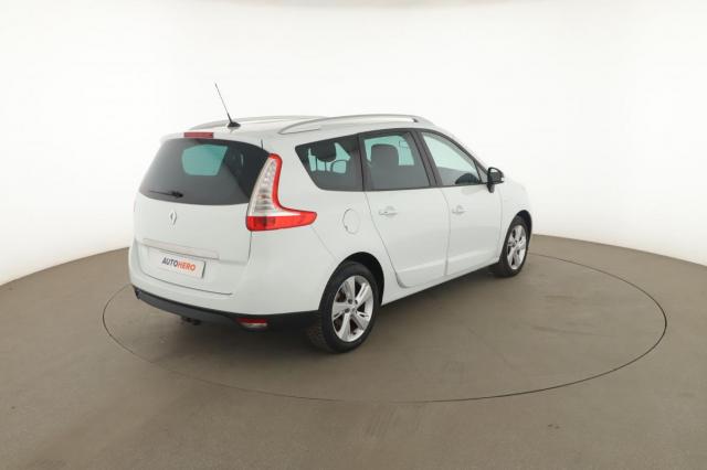 Renault Grand Scénic image 8