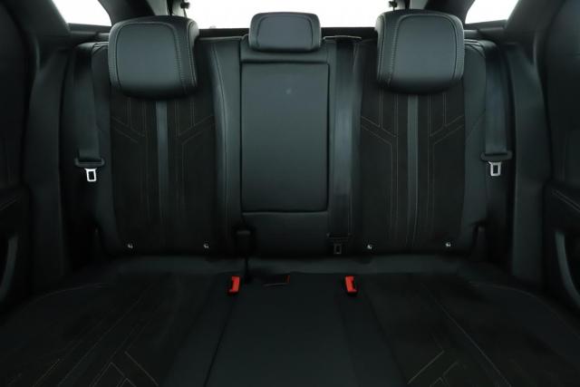 Peugeot 3008 image 2