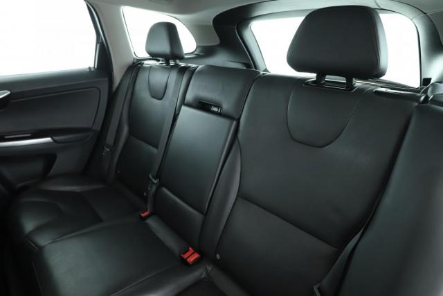 Volvo Xc60 image 7