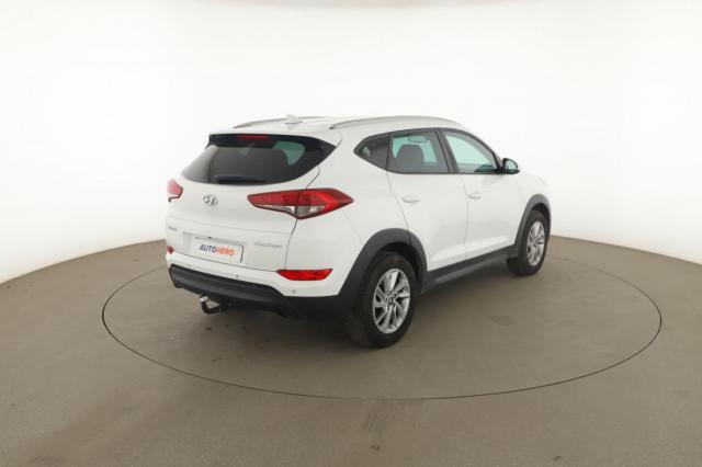 Hyundai Tucson image 8