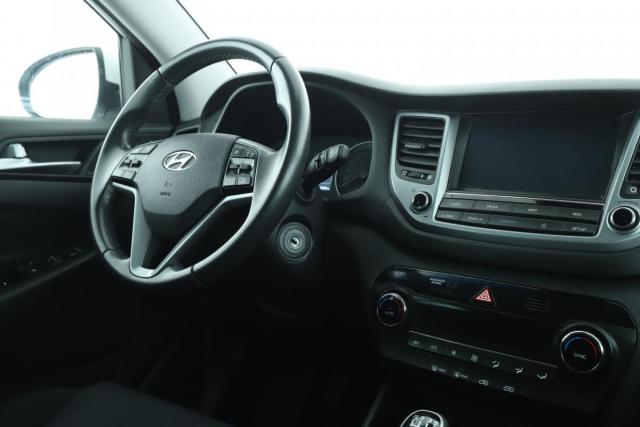 Hyundai Tucson image 6